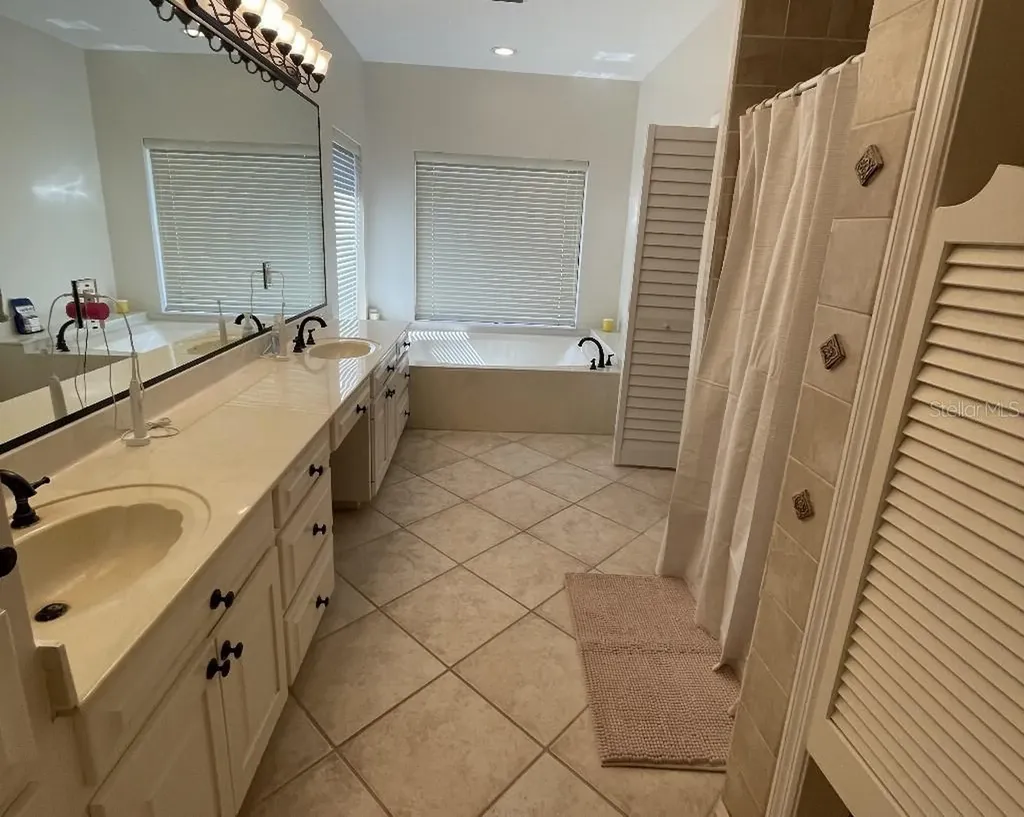 10484 Longwood Drive Seminole FL 33777