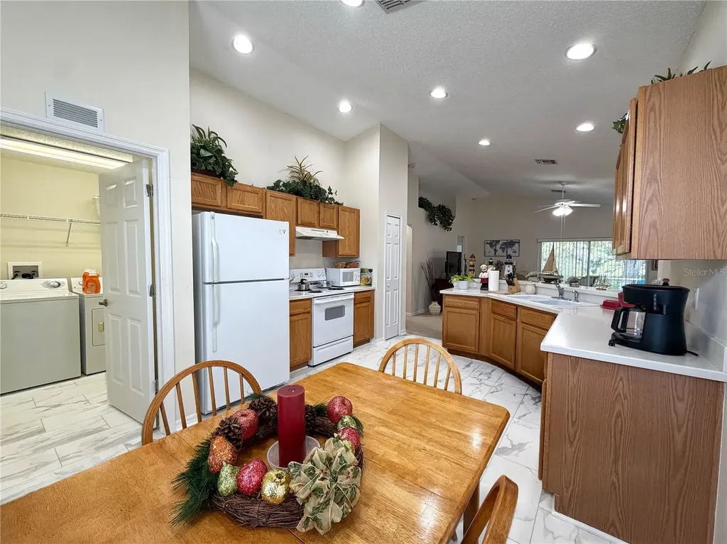 259 Center Oak Circle Spring Hill FL 34609
