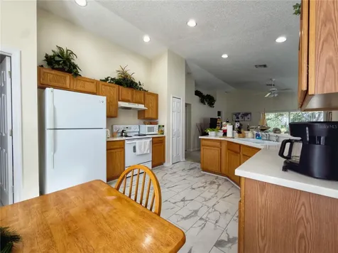 259 Center Oak Circle Spring Hill FL 34609