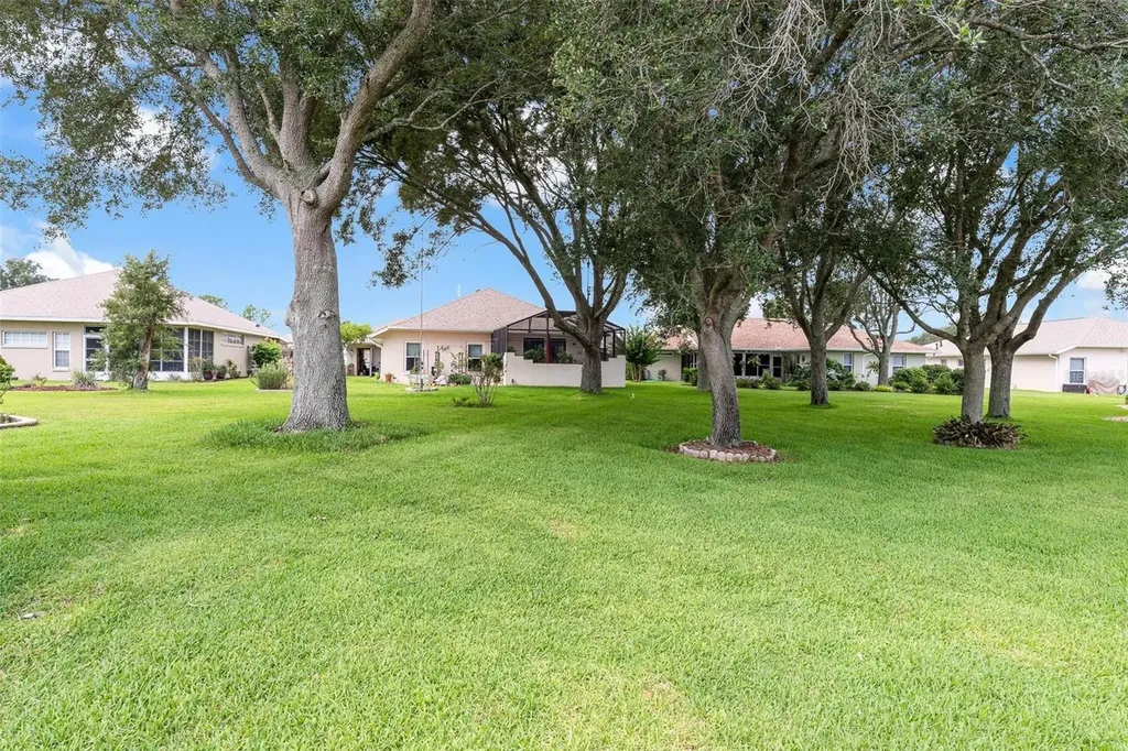 5524 Sir Churchill Drive Leesburg FL 34748