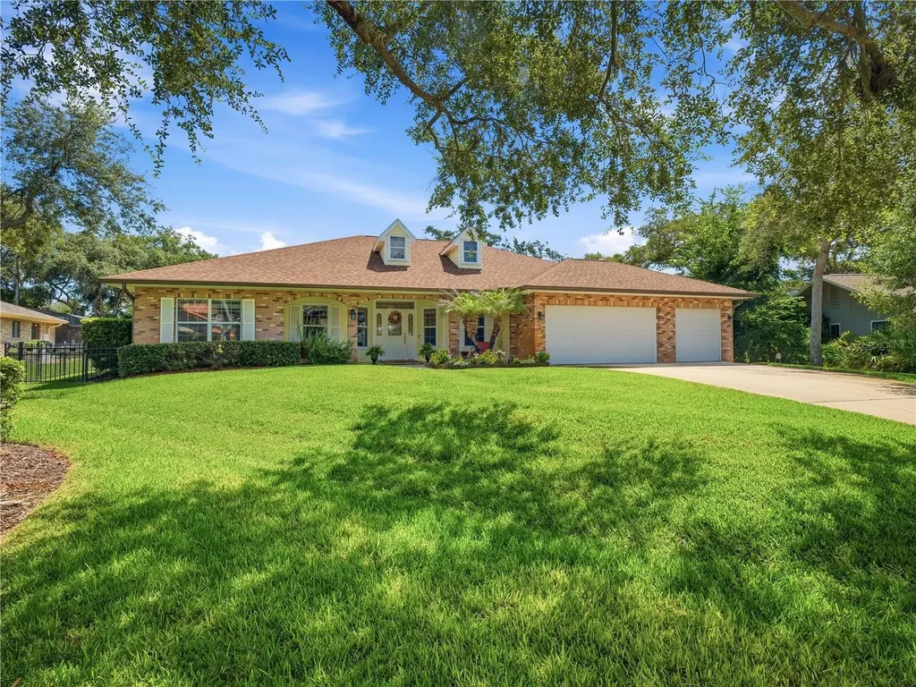 1018 Staggerbush Place New Smyrna Beach FL 32168