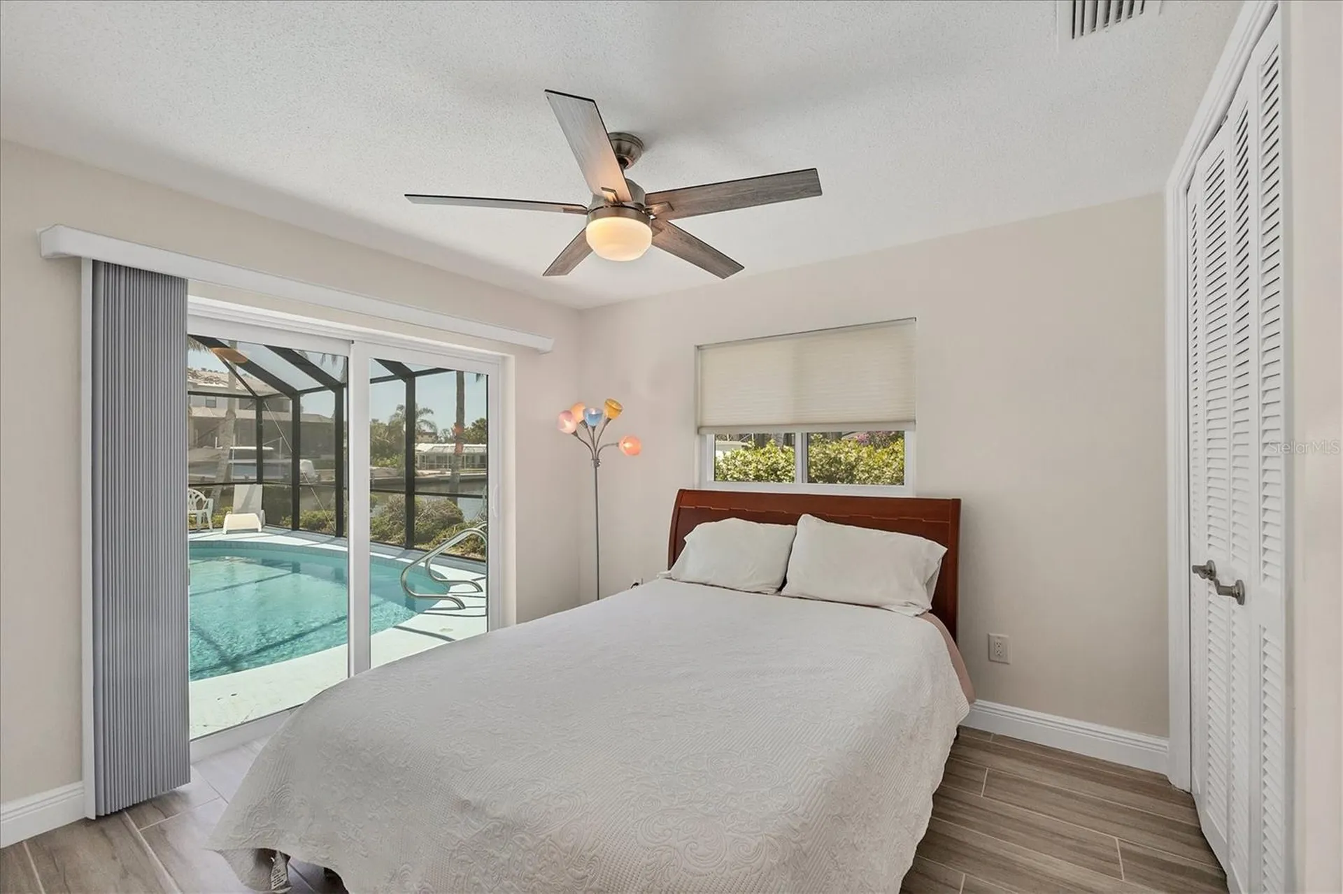 5585 Contento Drive Sarasota FL 34242
