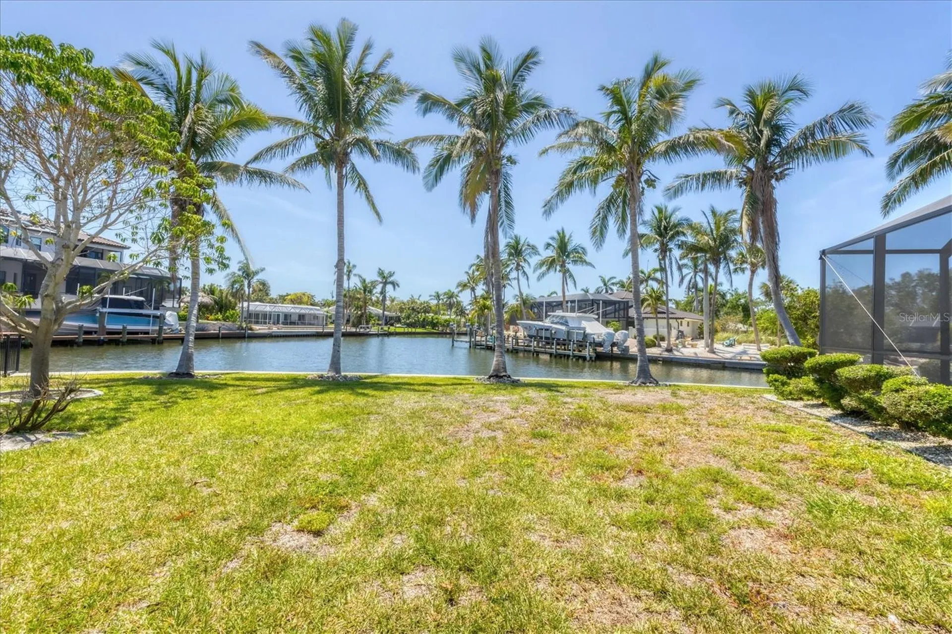 5585 Contento Drive Sarasota FL 34242