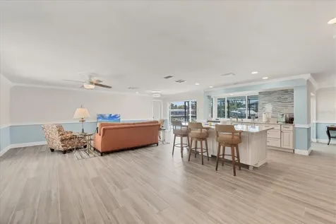 5585 Contento Drive Sarasota FL 34242