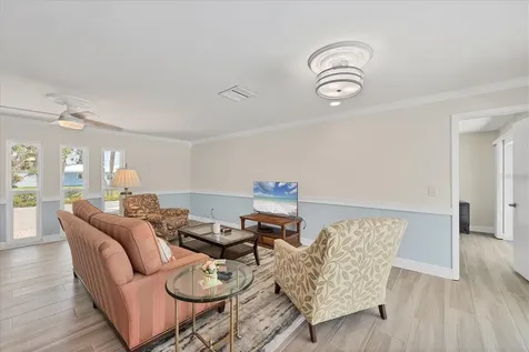 5585 Contento Drive Sarasota FL 34242