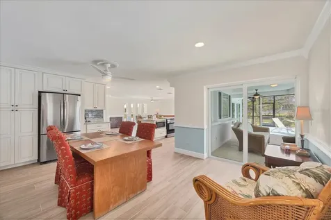 5585 Contento Drive Sarasota FL 34242