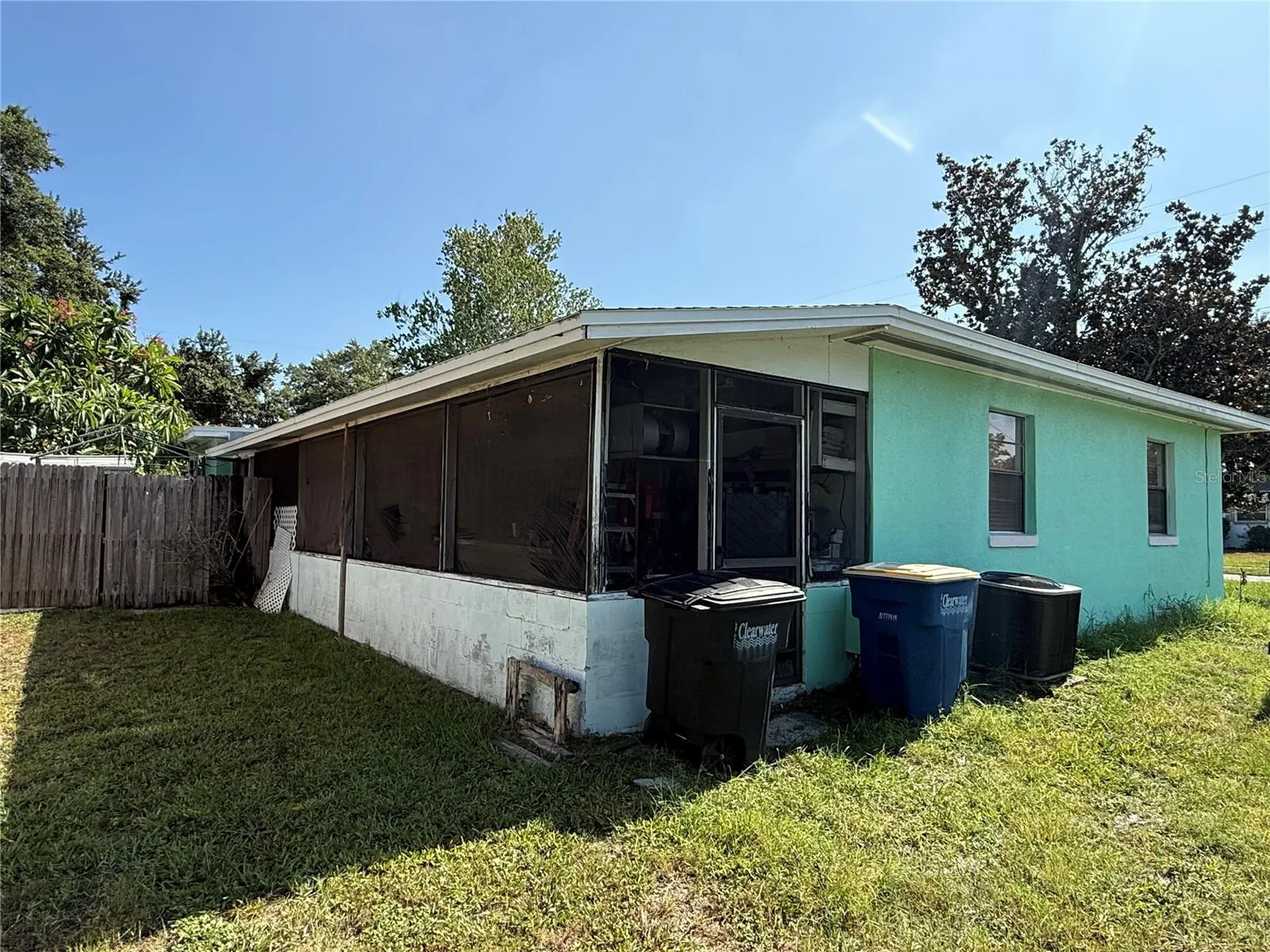 1410 Kings Highway Clearwater FL 33755