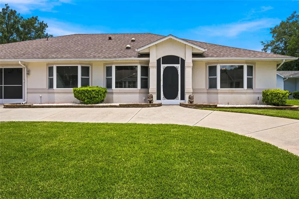 27202 Racquet Circle Leesburg FL 34748