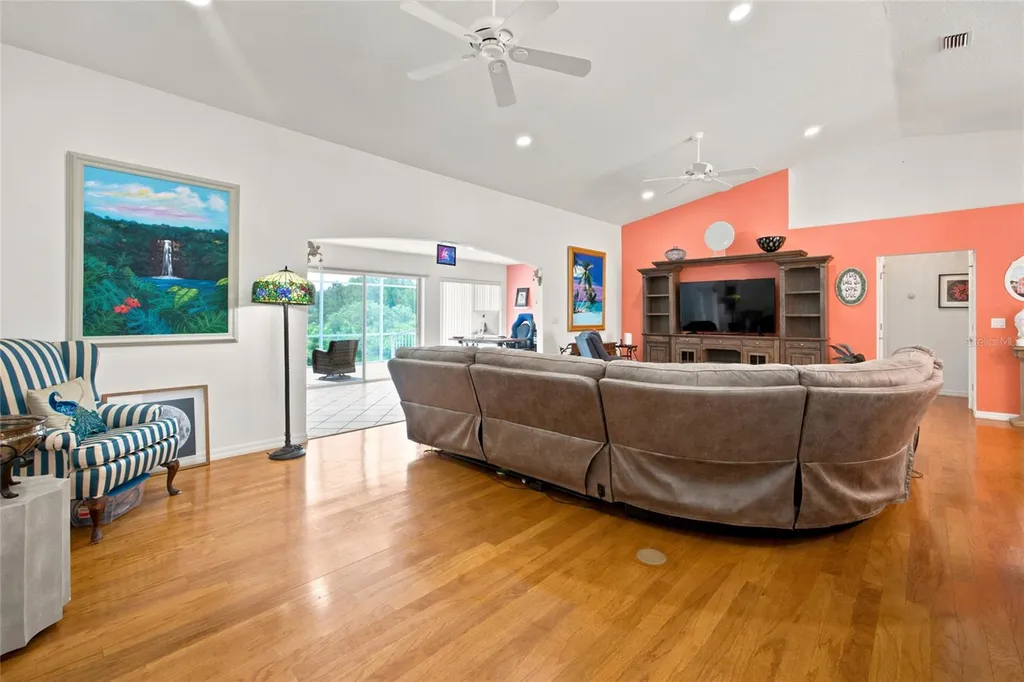 27202 Racquet Circle Leesburg FL 34748