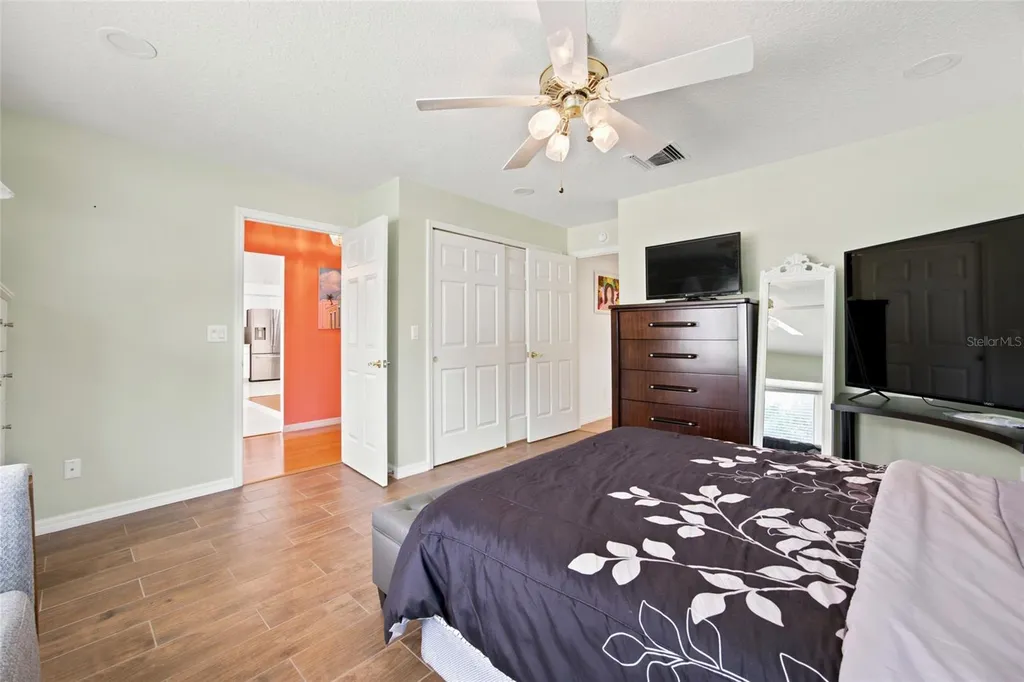 27202 Racquet Circle Leesburg FL 34748