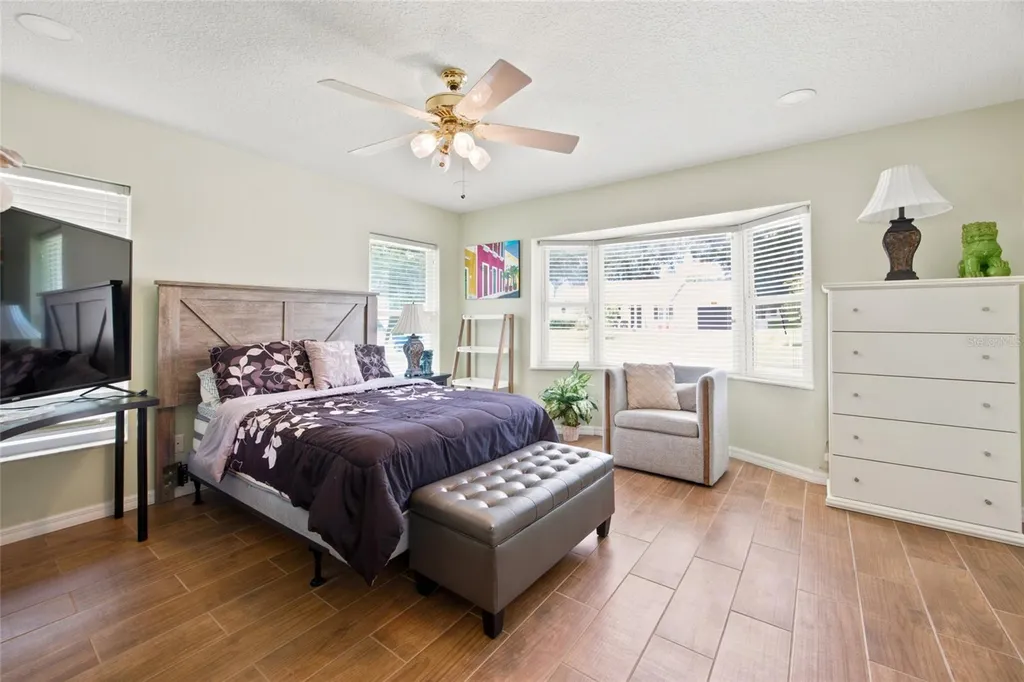 27202 Racquet Circle Leesburg FL 34748