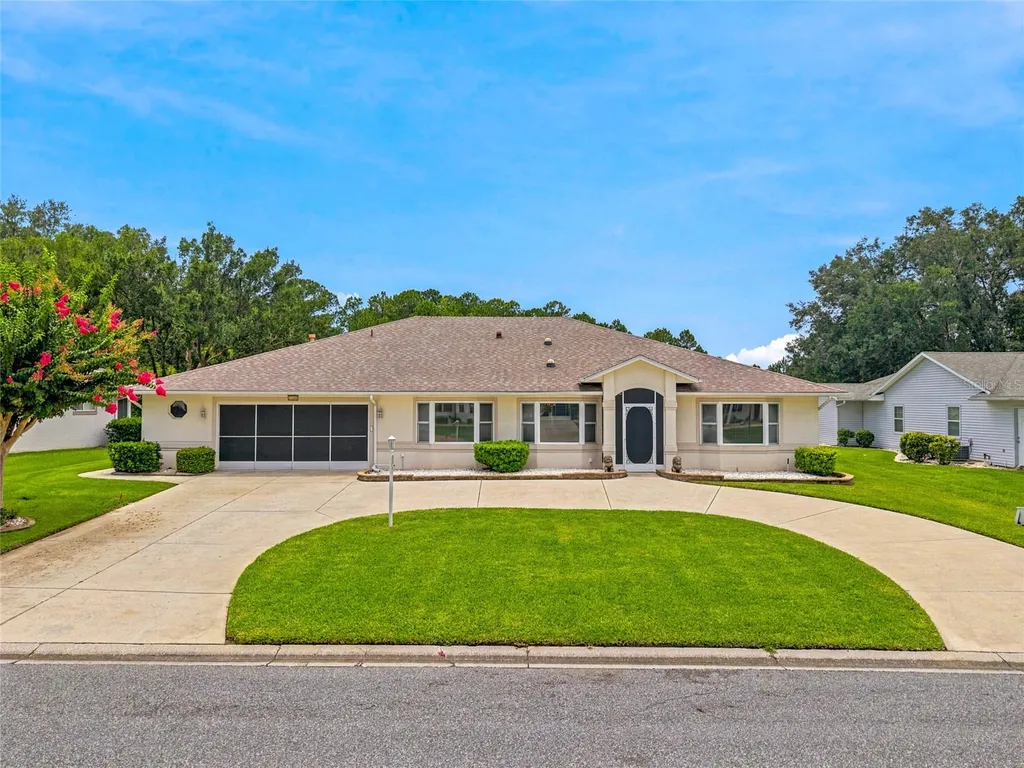 27202 Racquet Circle Leesburg FL 34748
