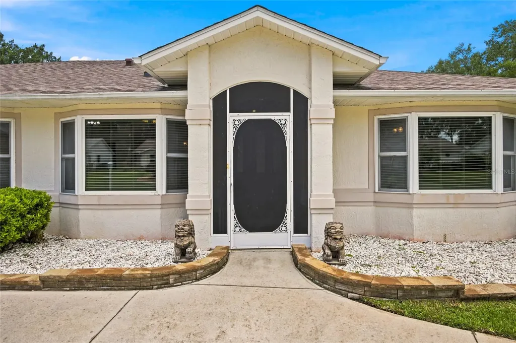27202 Racquet Circle Leesburg FL 34748