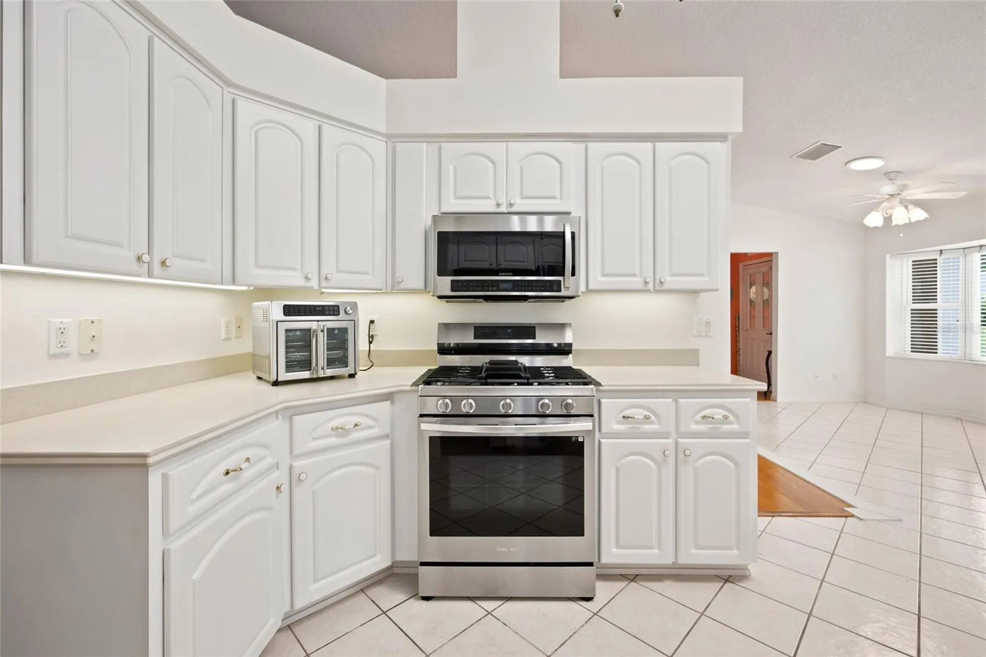 27202 Racquet Circle Leesburg FL 34748