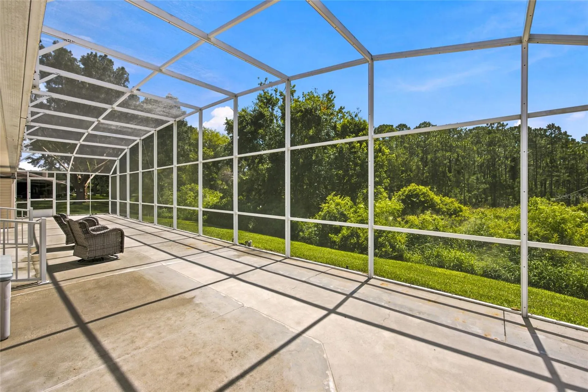 27202 Racquet Circle Leesburg FL 34748