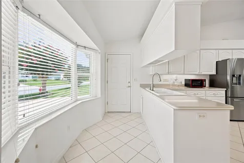 27202 Racquet Circle Leesburg FL 34748