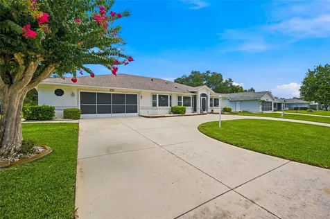 27202 Racquet Circle Leesburg FL 34748