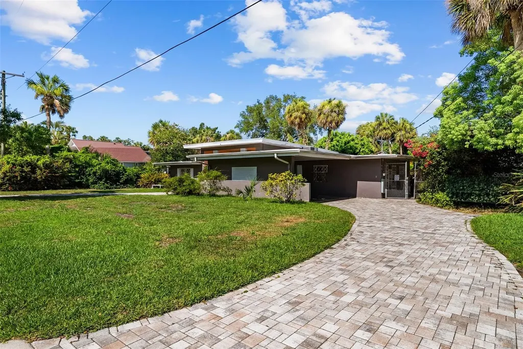211 S Shore Crest Drive Tampa FL 33609