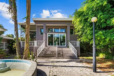 211 S Shore Crest Drive Tampa FL 33609