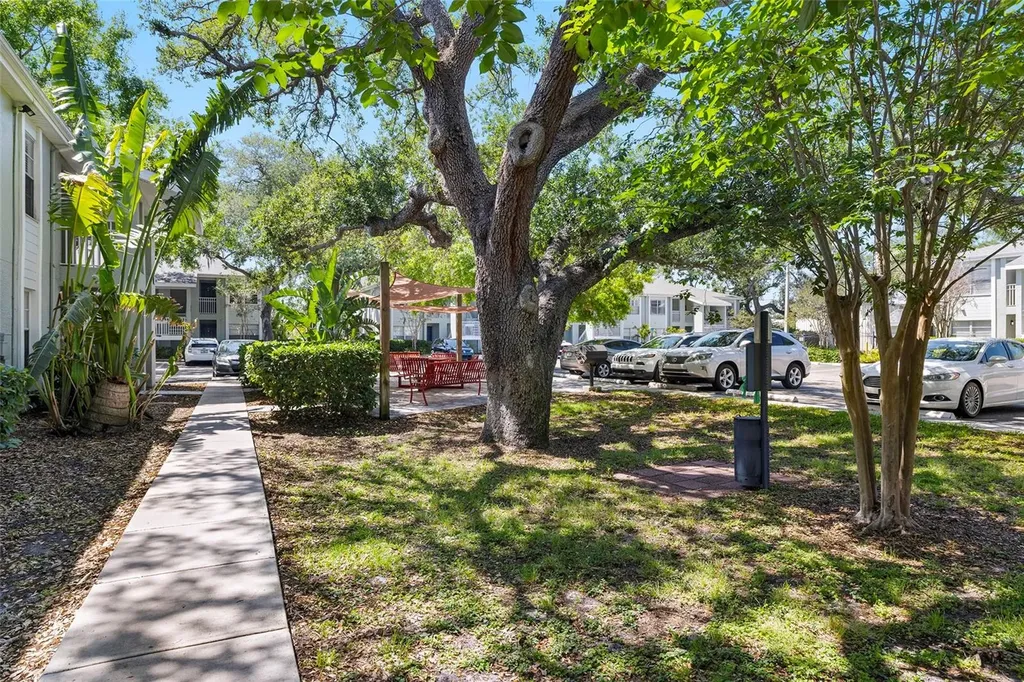 5440 S Macdill Avenue Tampa FL 33611