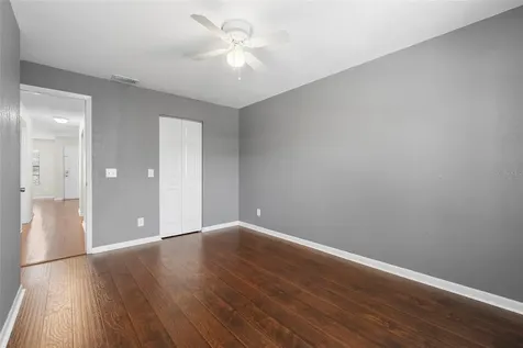 5440 S Macdill Avenue Tampa FL 33611