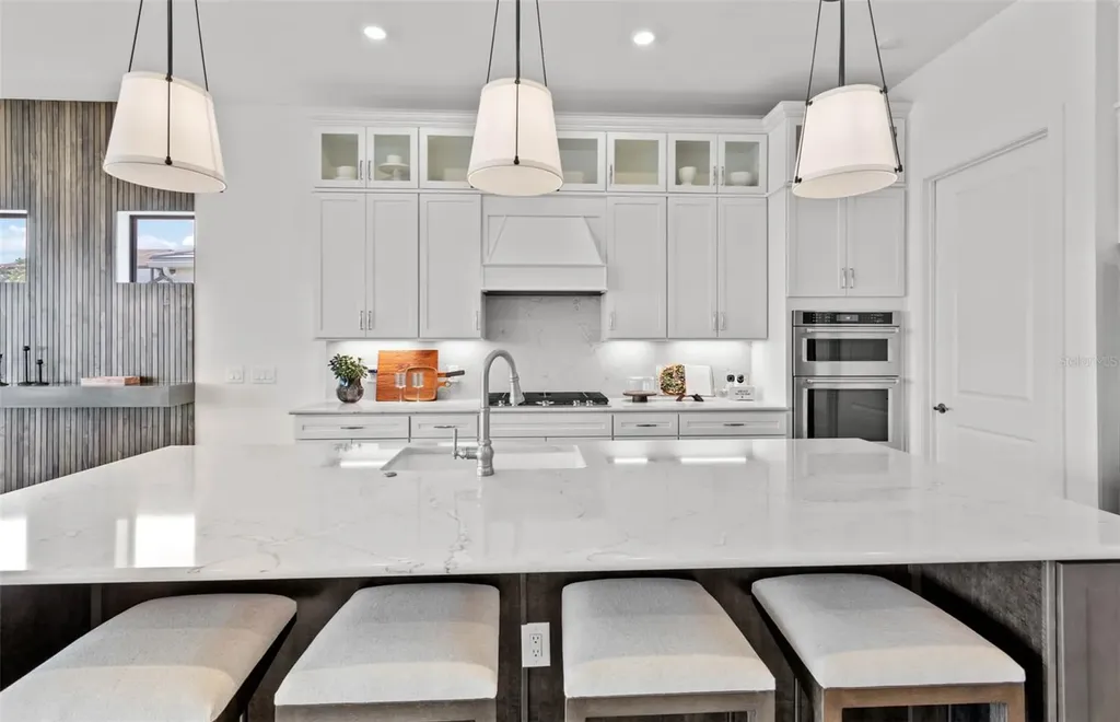 4933 Del Rey Cove Lakewood Ranch FL 34211