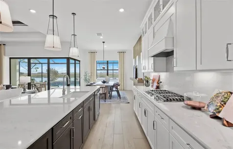4933 Del Rey Cove Lakewood Ranch FL 34211