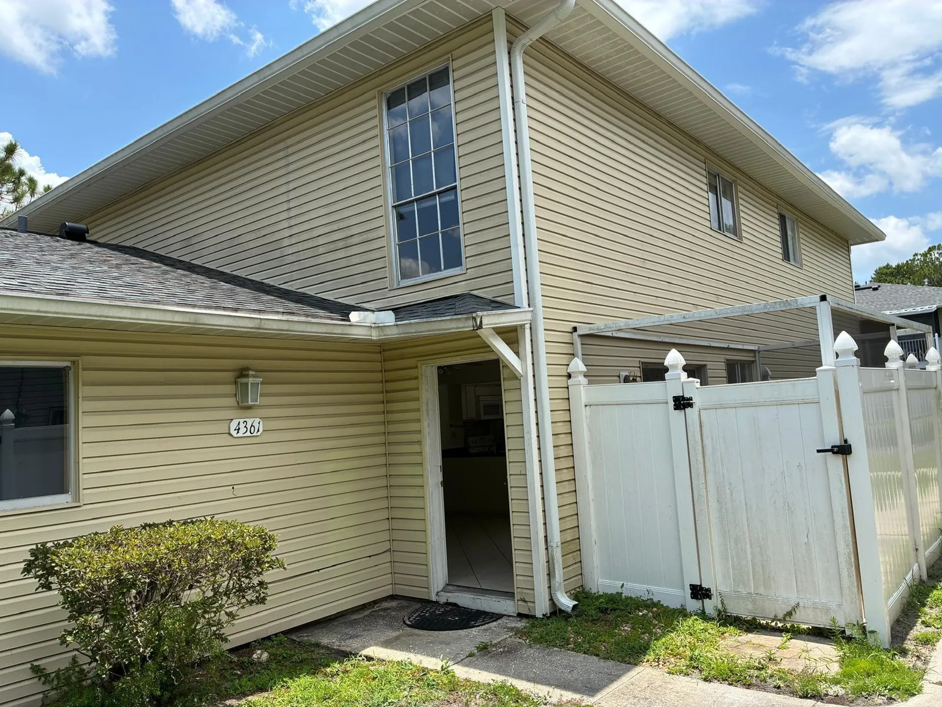 4361 Shadow Crest Place Orlando FL 32811