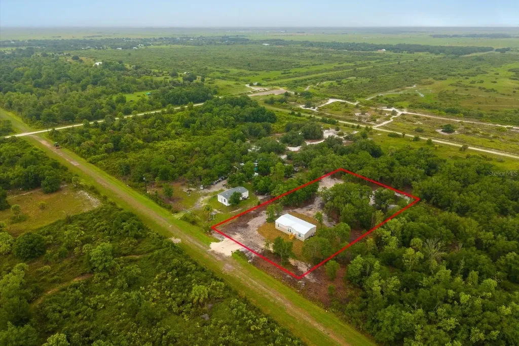 16226 NW 254th Street Okeechobee FL 34972