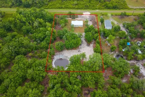 16226 NW 254th Street Okeechobee FL 34972