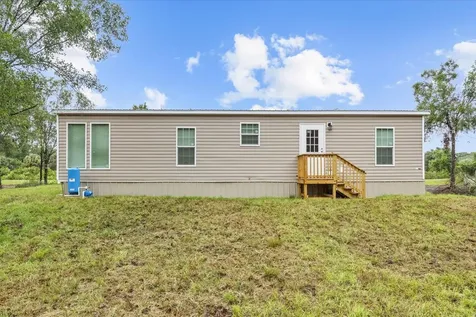 16226 NW 254th Street Okeechobee FL 34972