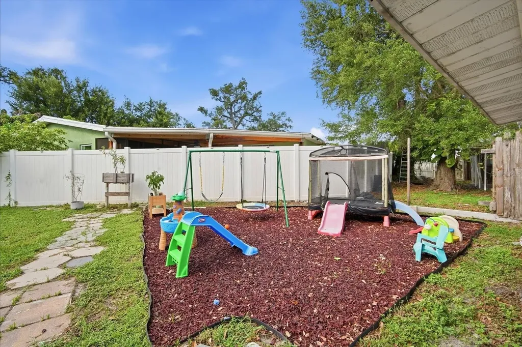 7506 Coral Vine Lane Tampa FL 33619