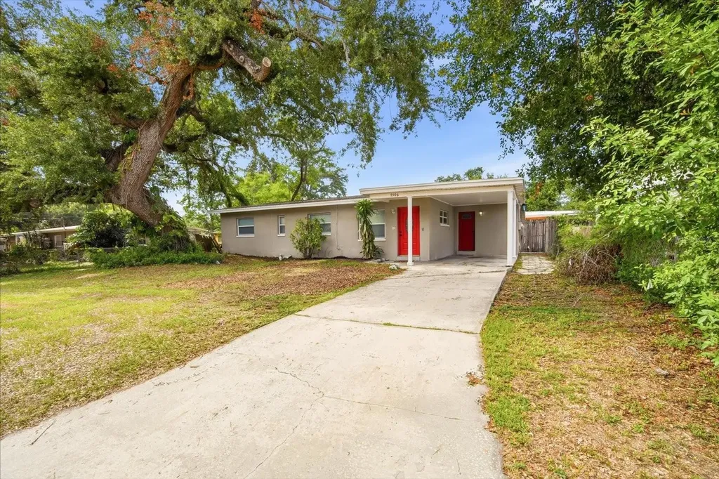 7506 Coral Vine Lane Tampa FL 33619