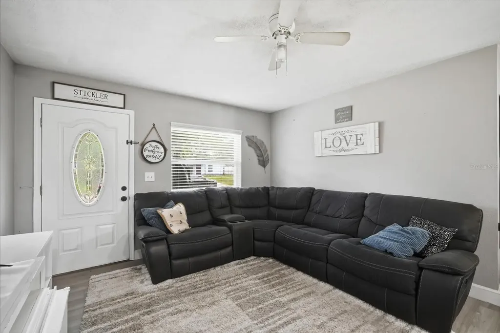 7506 Coral Vine Lane Tampa FL 33619