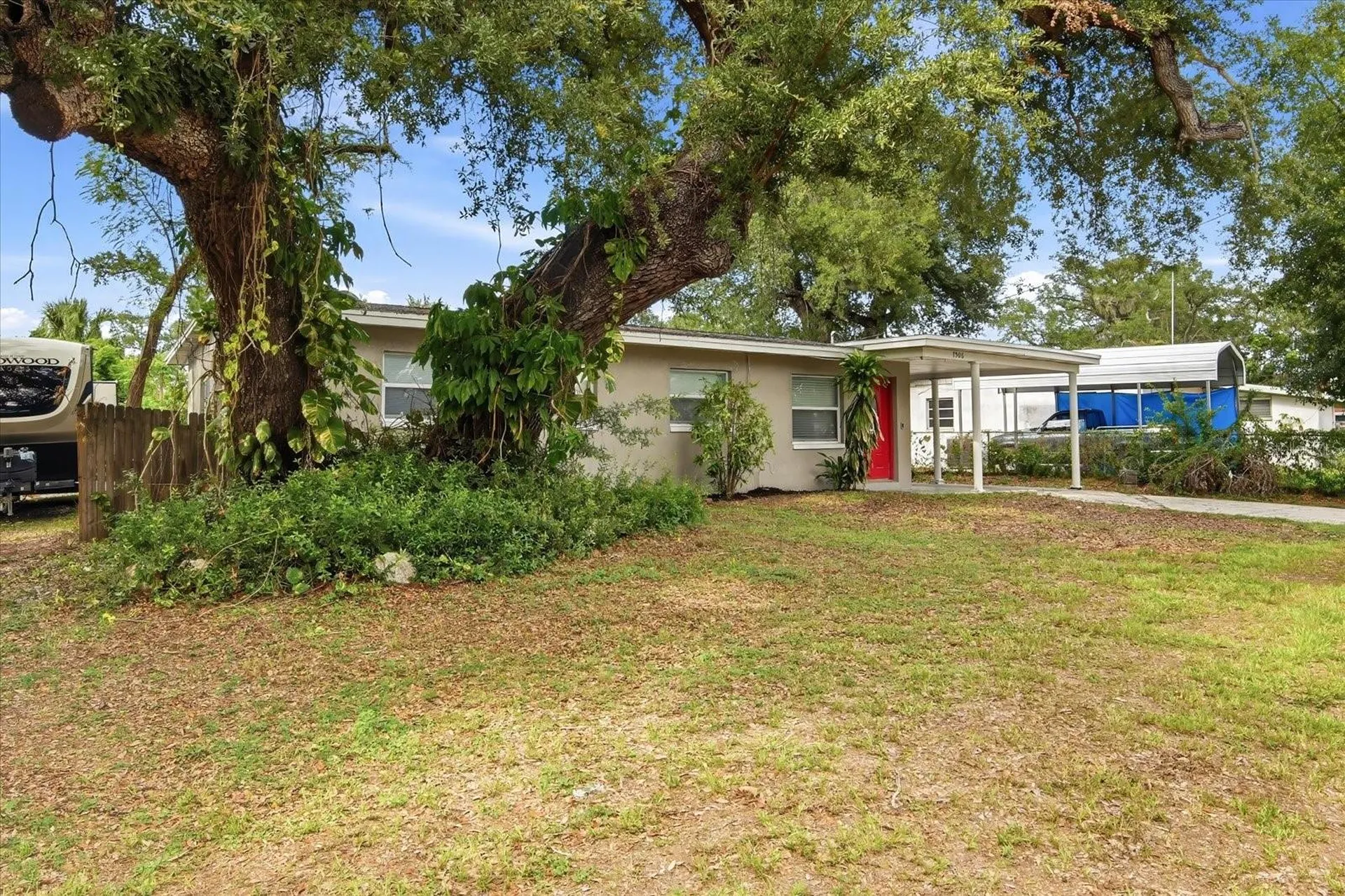 7506 Coral Vine Lane Tampa FL 33619