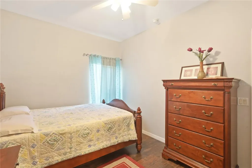 907 Hacienda Circle Kissimmee FL 34741