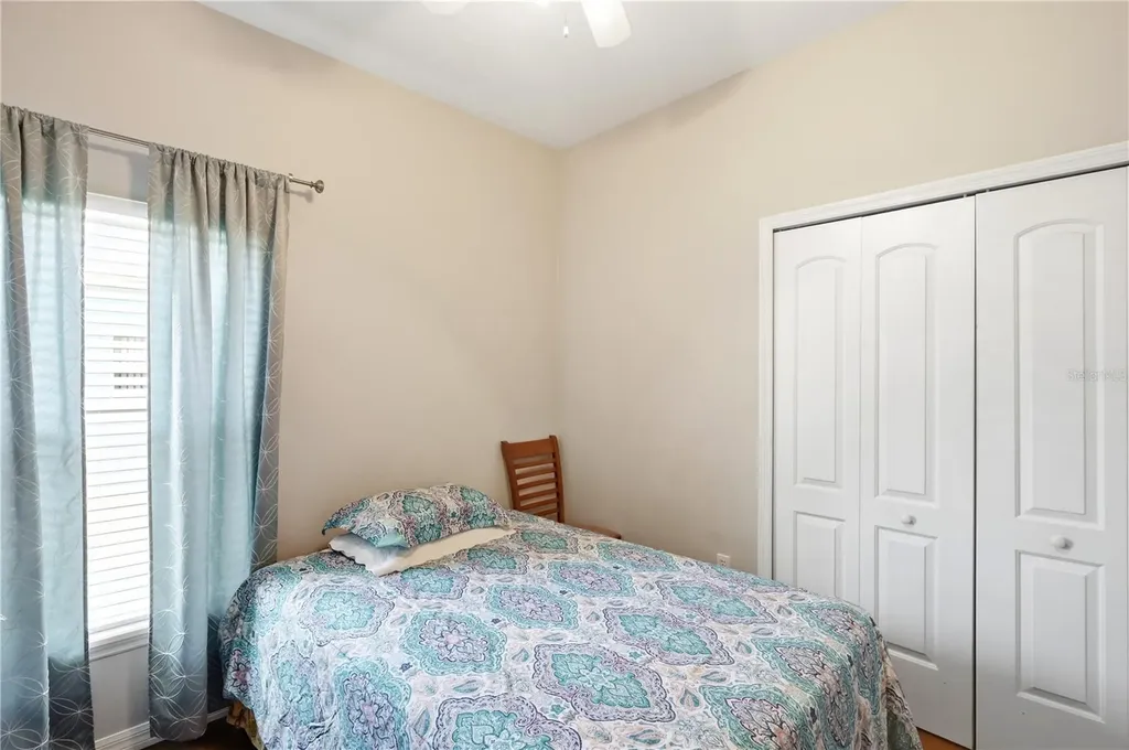 907 Hacienda Circle Kissimmee FL 34741