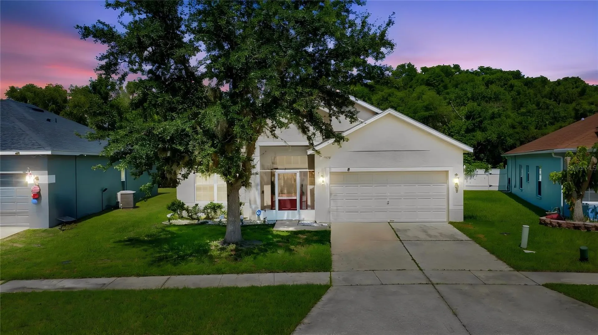 907 Hacienda Circle Kissimmee FL 34741