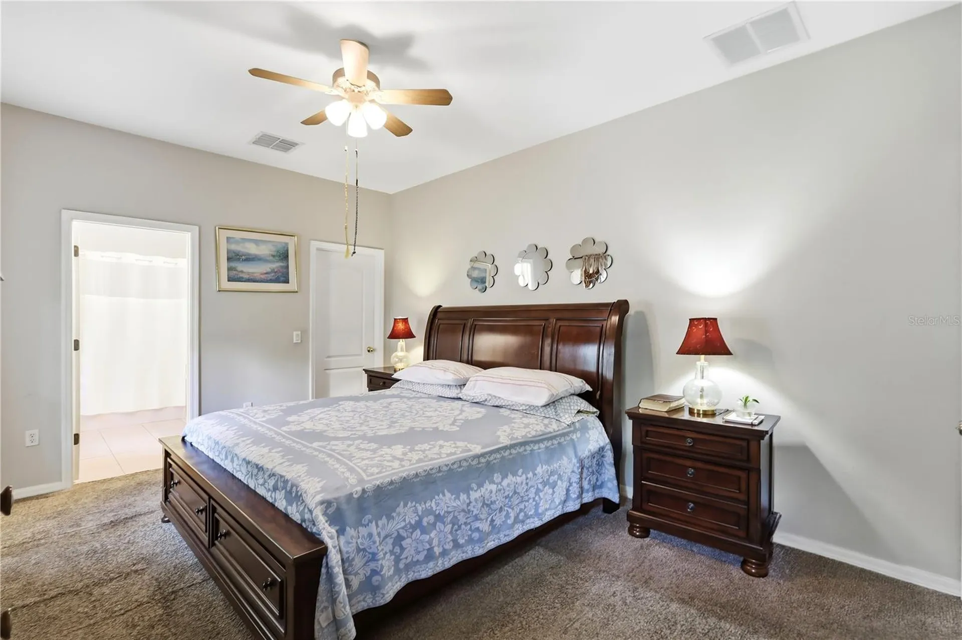 907 Hacienda Circle Kissimmee FL 34741