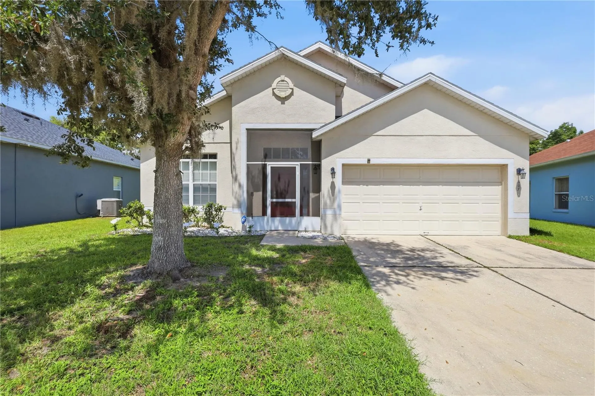 907 Hacienda Circle Kissimmee FL 34741