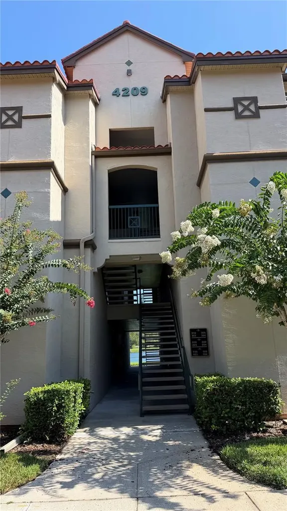 4209 Woodstorks Walk Way Lutz FL 33558