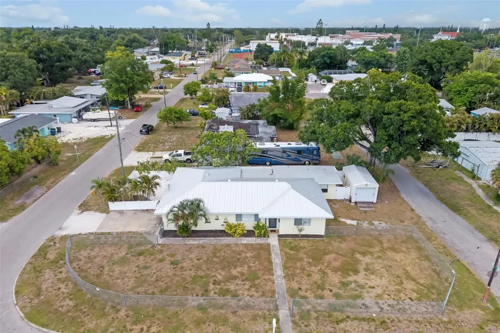 3402 15th Avenue W Bradenton FL 34205