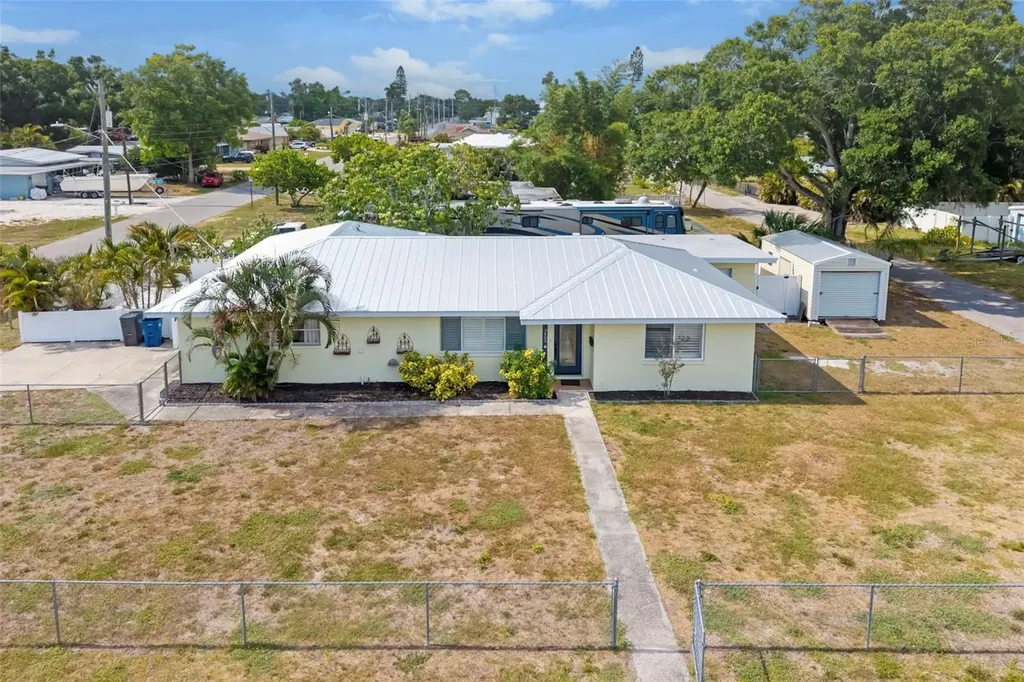 3402 15th Avenue W Bradenton FL 34205