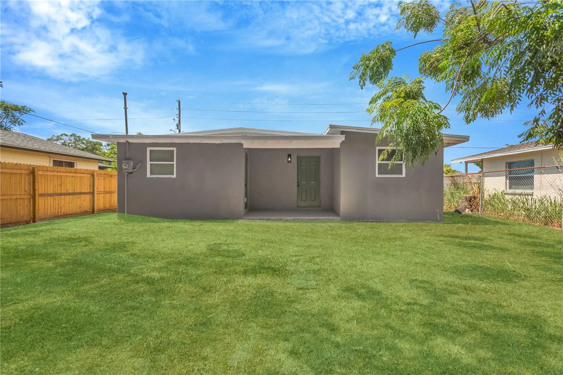 4628 15th Avenue S St Petersburg FL 33711
