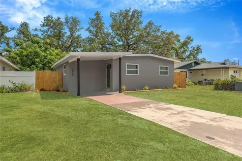 4628 15th Avenue S St Petersburg FL 33711