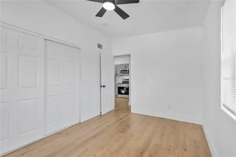 4628 15th Avenue S St Petersburg FL 33711