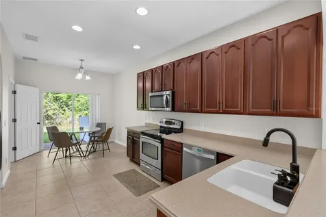 10212 Park Commons Drive Orlando FL 32832