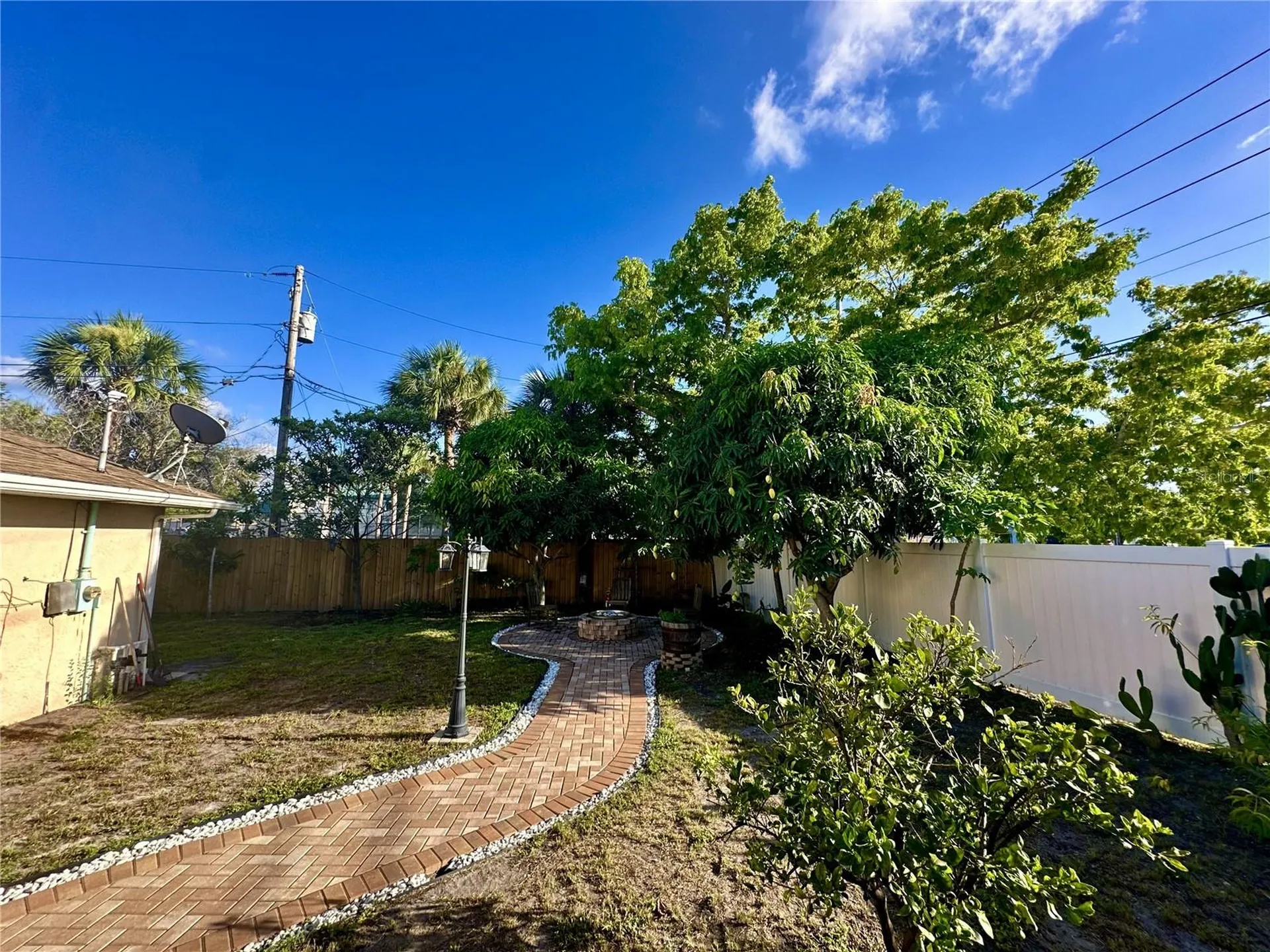 11298 73rd Avenue N Seminole FL 33772