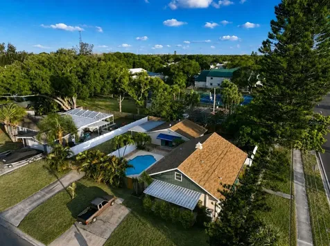 11298 73rd Avenue N Seminole FL 33772