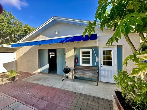 11298 73rd Avenue N Seminole FL 33772